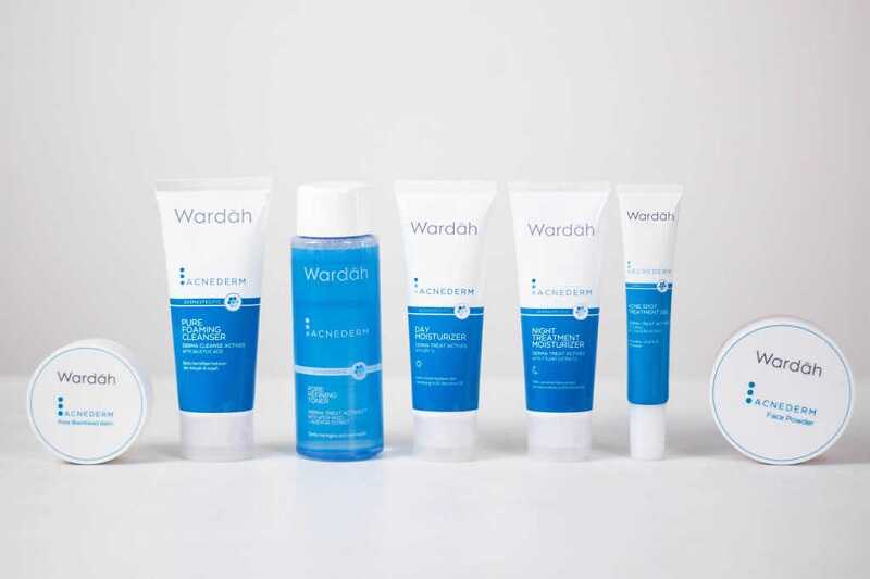 perbedaan wardah acnederm dan acne series